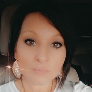 Meet your Posher, Brandi